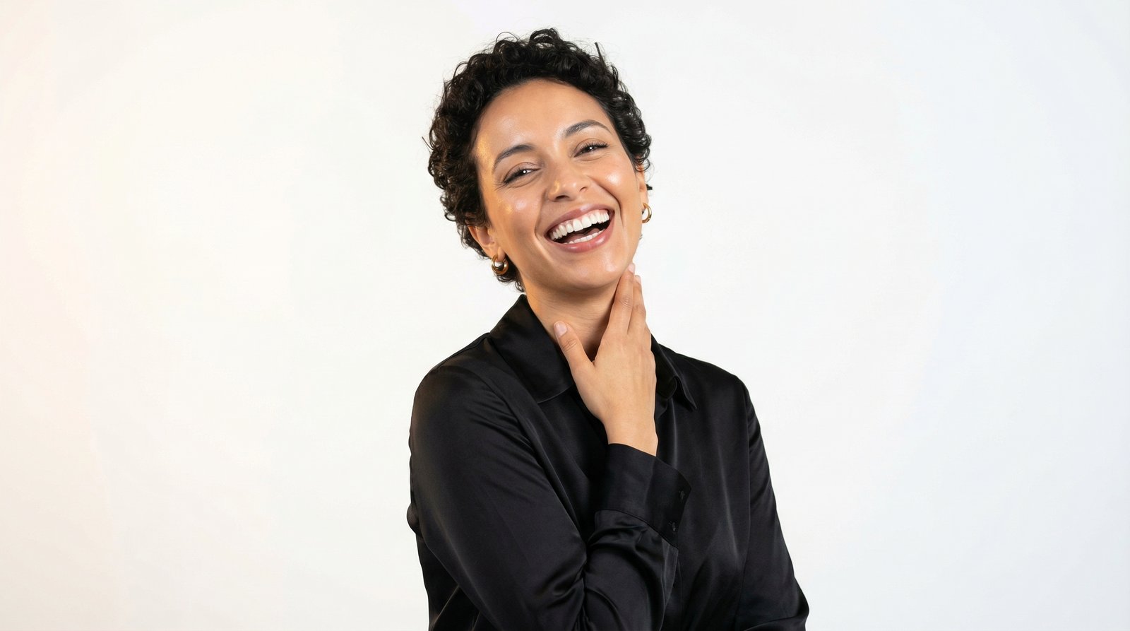 Patiente souriante au TARGA SMILE | Dr Ayman ALMIS, Marrakech